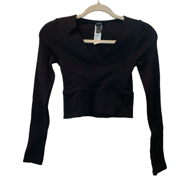 Forever 21 Sweaters - FOREVER 21 Women’s Ribbed Longsleeve V-neck Crossover Sweater Crop Top Small